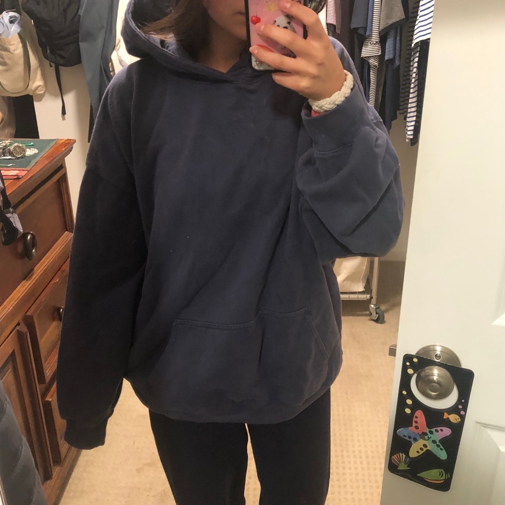 BRANDY MELVILLE OVERSIZED HOODIE